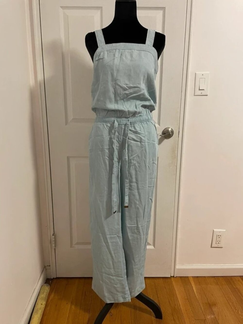 LOFT Women’s Light Blue Sleeveless Jumpsuit XXS NWT